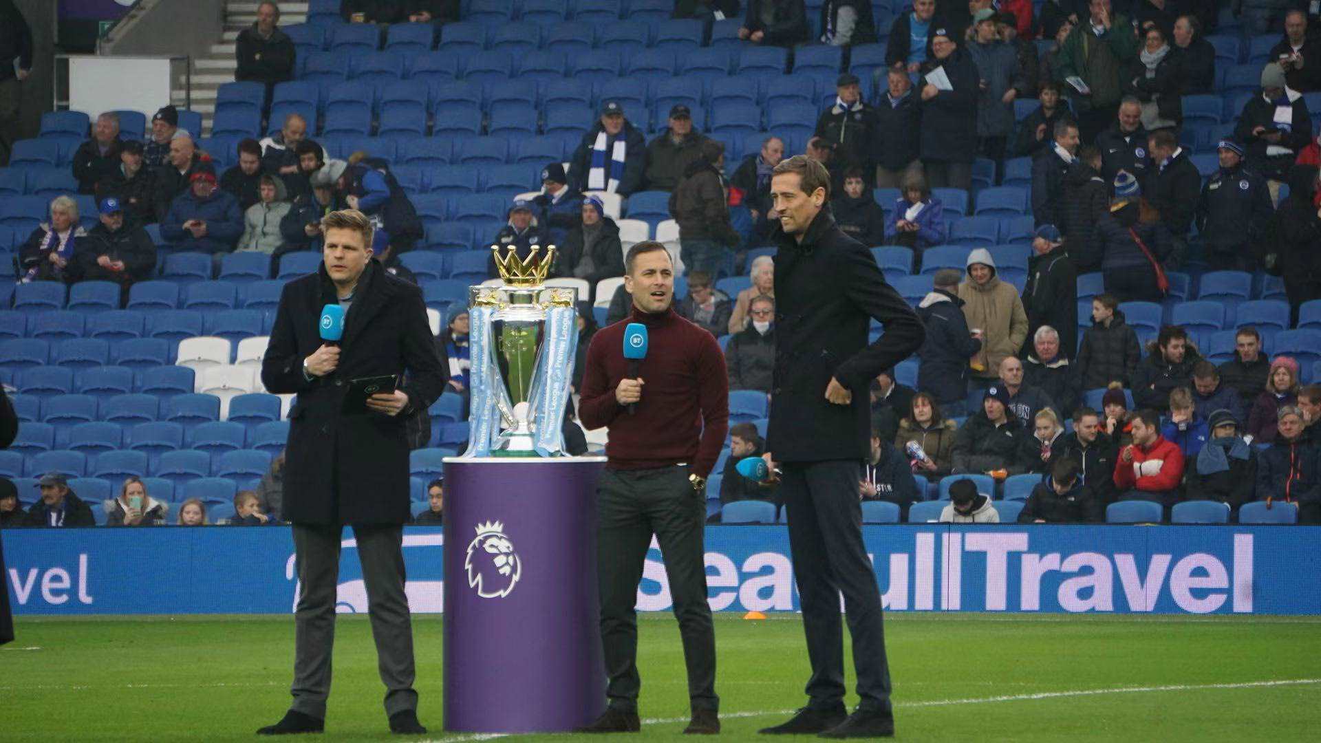 闻让球迷们 闻让球迷们